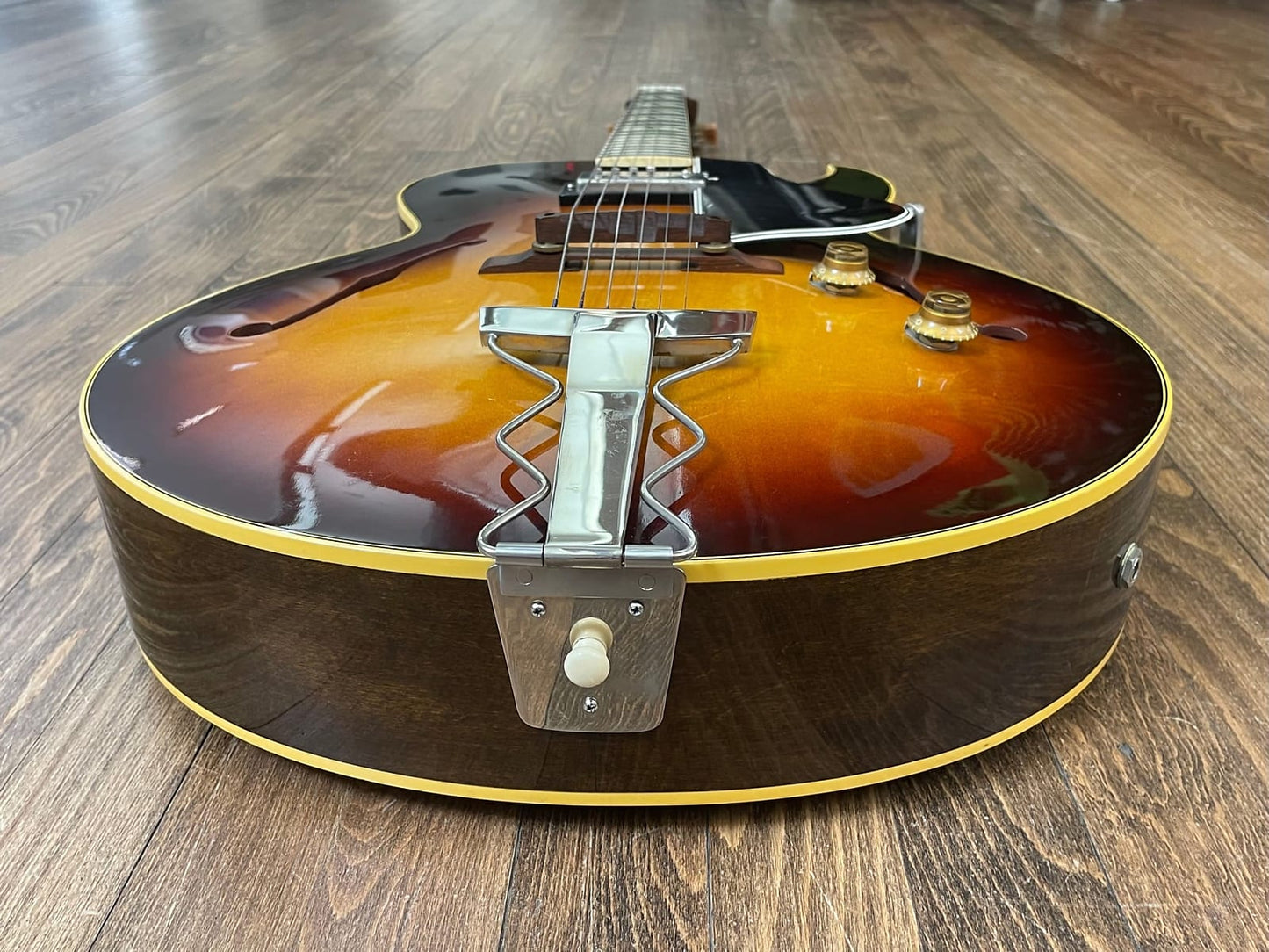 Gibson ES-175 1959 - Suburst - Mint Condition