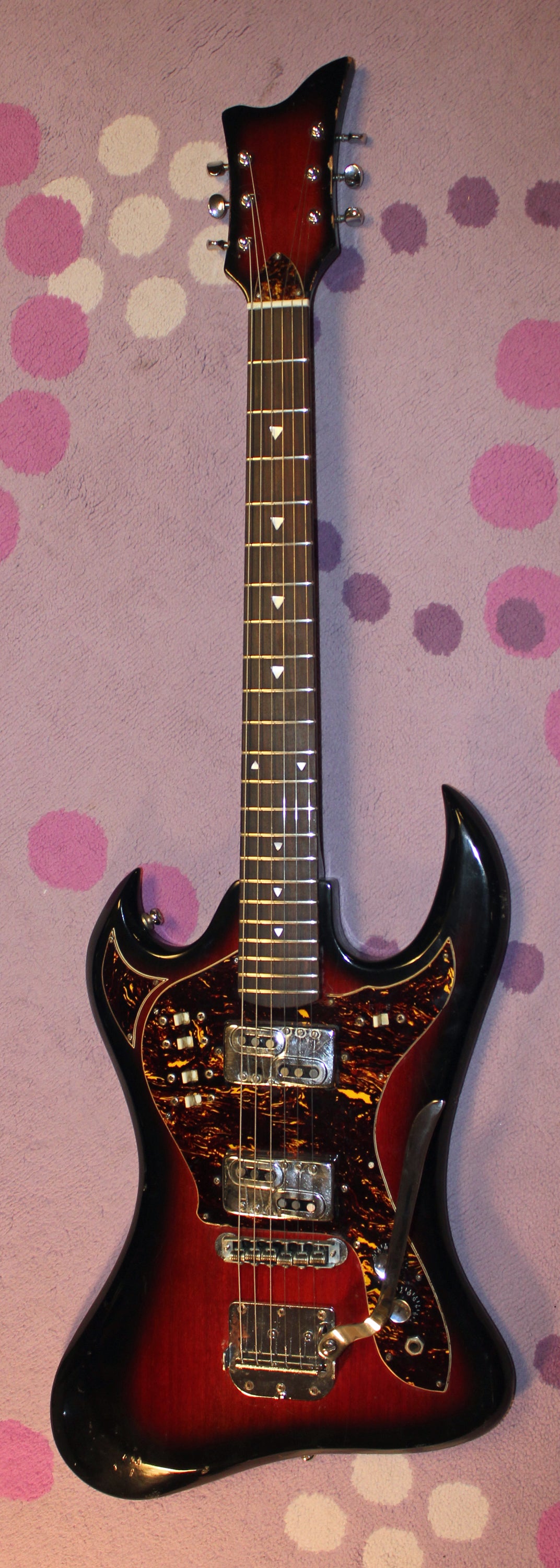 Imperial "Burns" 1968 Made In Japan - Players Grade Condition