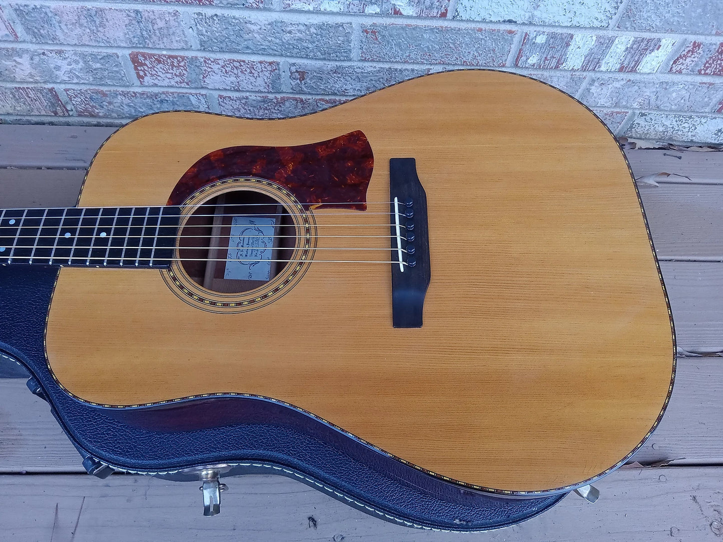 L. Mossman Tennessee Acoustic Guitar w/ K&K pickup 1976 - Natural - Good Condition